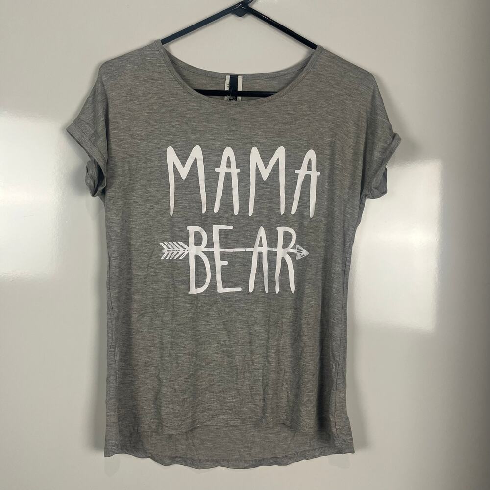 Mama Bear T-shirt Size Small